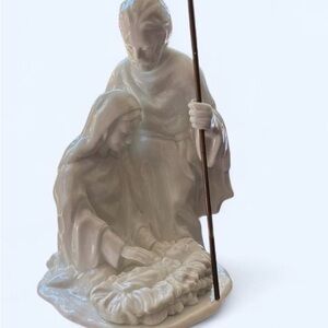 Department 56 Glossy White Nativity Holy Family Figurine